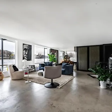 Luxury Houseboat Vip Service - Show Jumping Appartement
